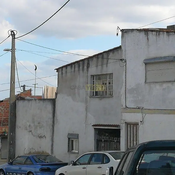 main-listing-picture-0