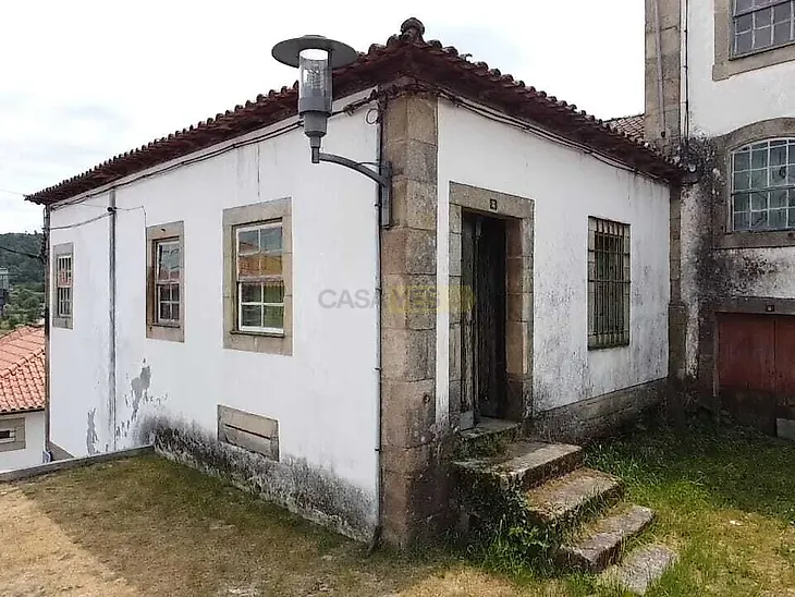 main-listing-picture-0