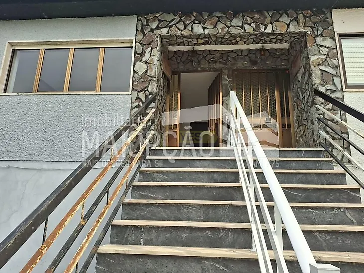 main-listing-picture-0