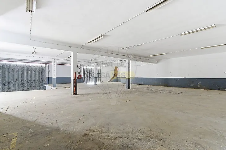 main-listing-picture-0