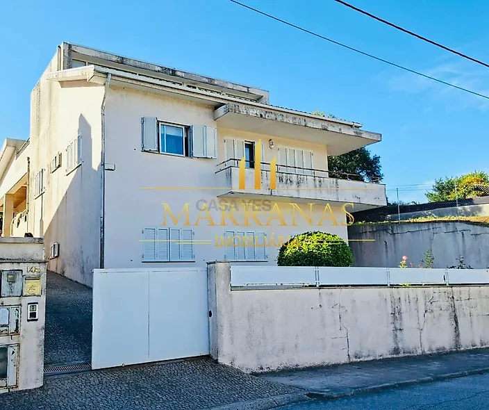 main-listing-picture-0