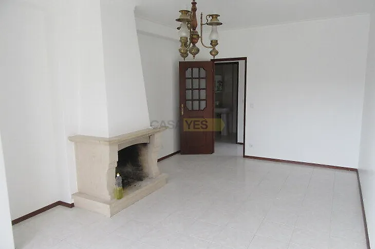 main-listing-picture-0