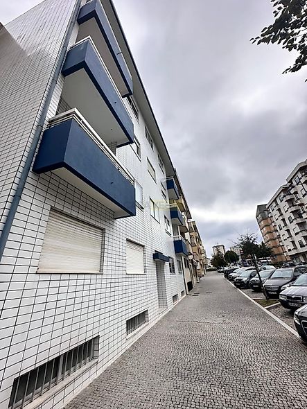 main-listing-picture-0