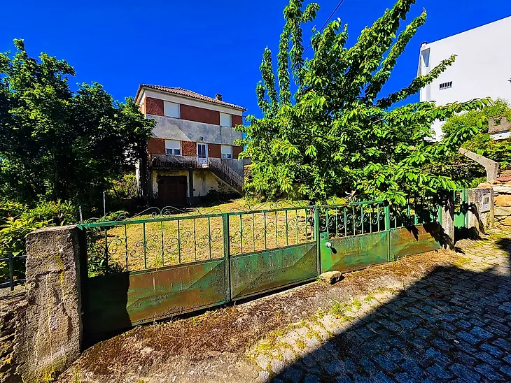 main-listing-picture-0