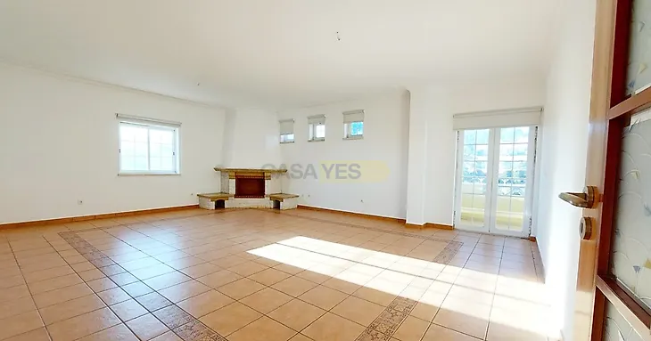 main-listing-picture-0