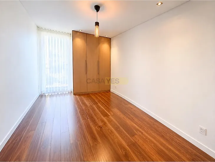 main-listing-picture-0
