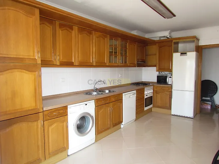 main-listing-picture-0