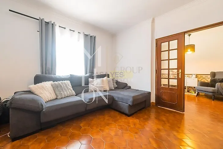 main-listing-picture-0