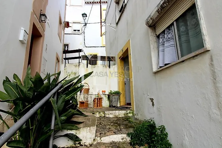 main-listing-picture-0