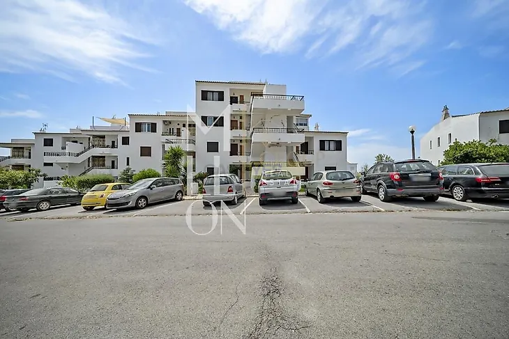 main-listing-picture-0
