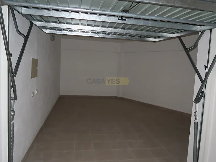 main-listing-picture-0