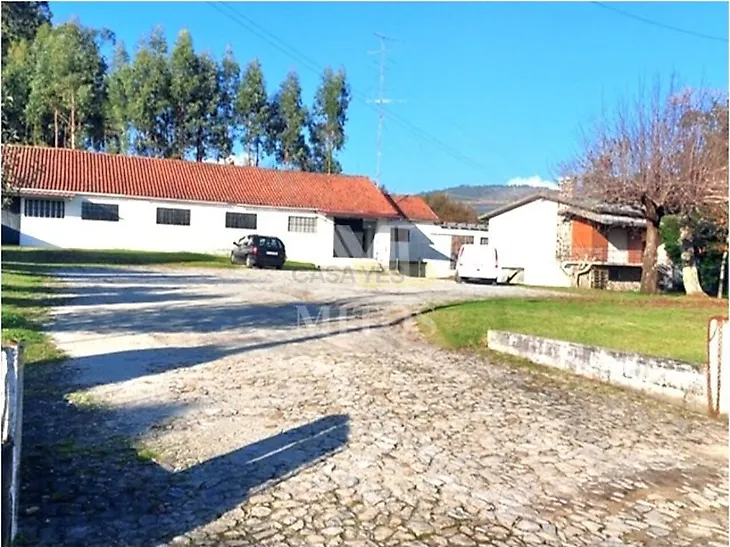 main-listing-picture-0