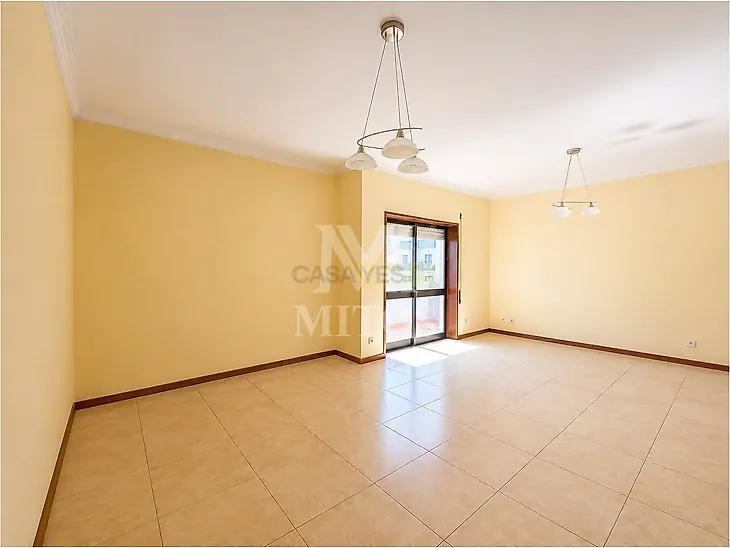 main-listing-picture-0