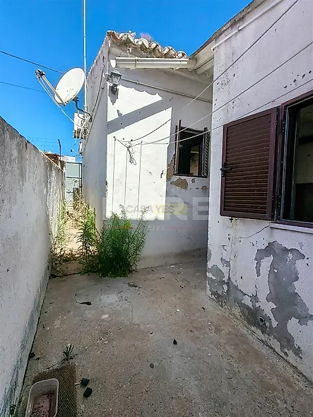 main-listing-picture-0