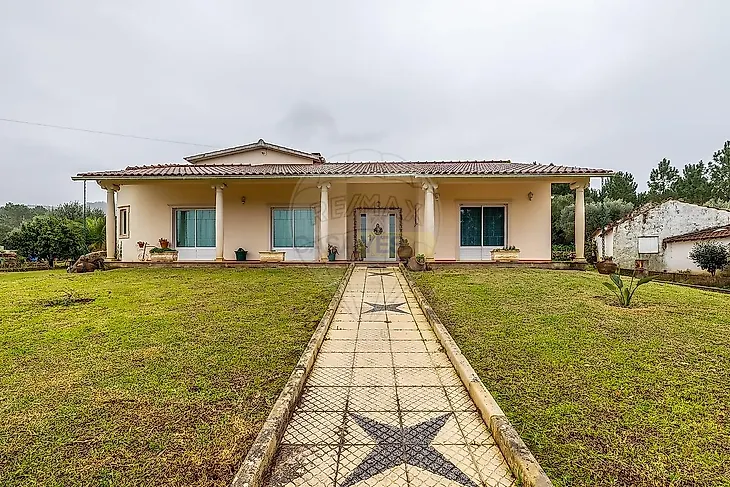 main-listing-picture-0