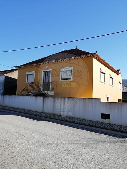 main-listing-picture-0