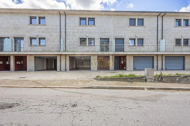 main-listing-picture-0
