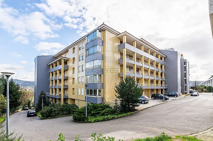 main-listing-picture-0