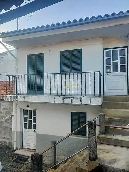 main-listing-picture-0