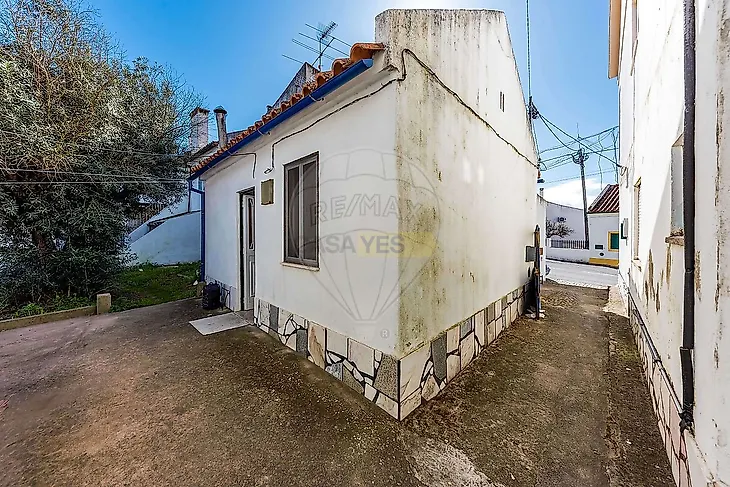 main-listing-picture-0
