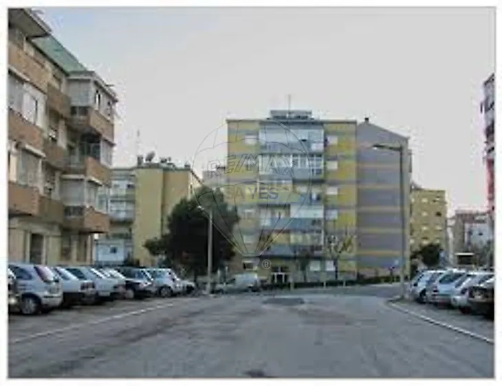 main-listing-picture-0