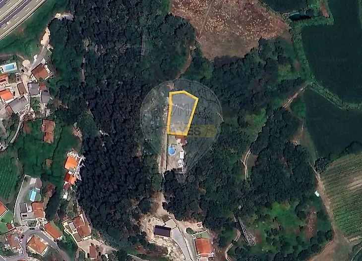 main-listing-picture-0