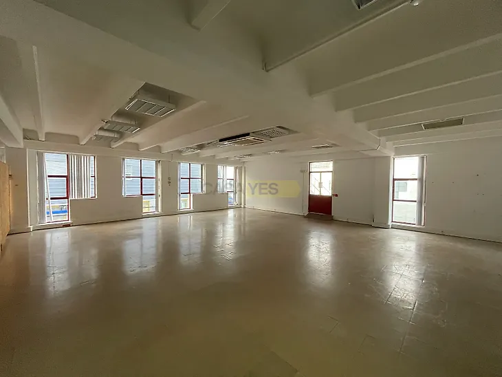 main-listing-picture-0