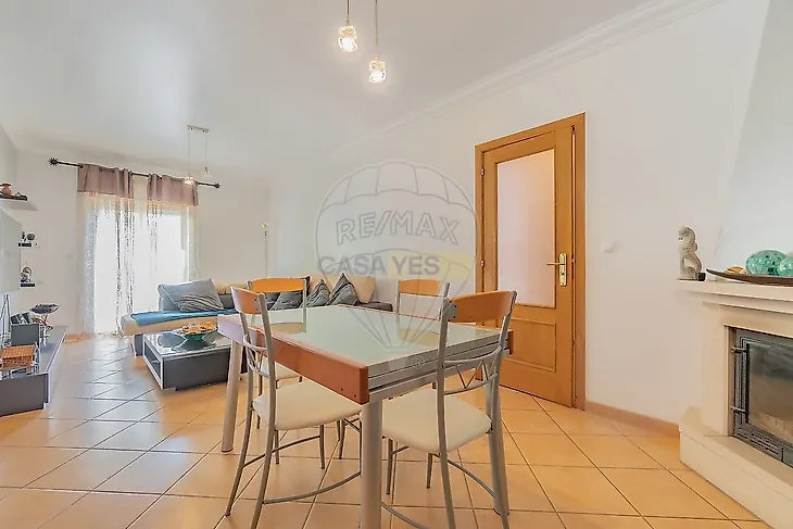 main-listing-picture-0