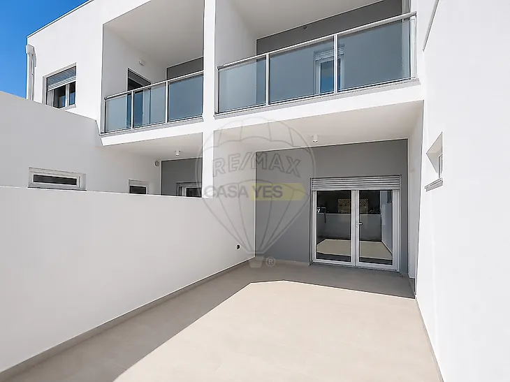 main-listing-picture-0
