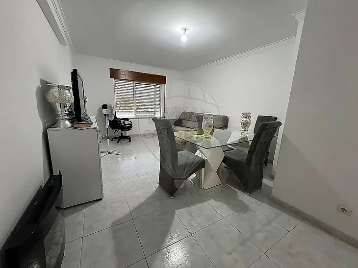 main-listing-picture-0