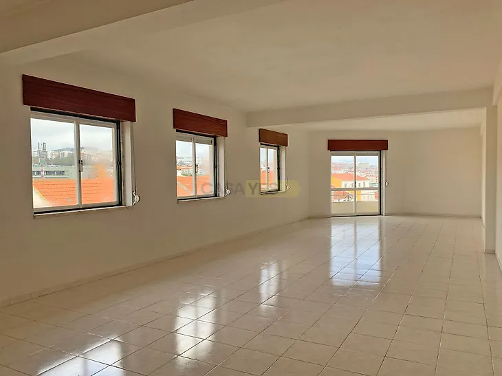 main-listing-picture-0