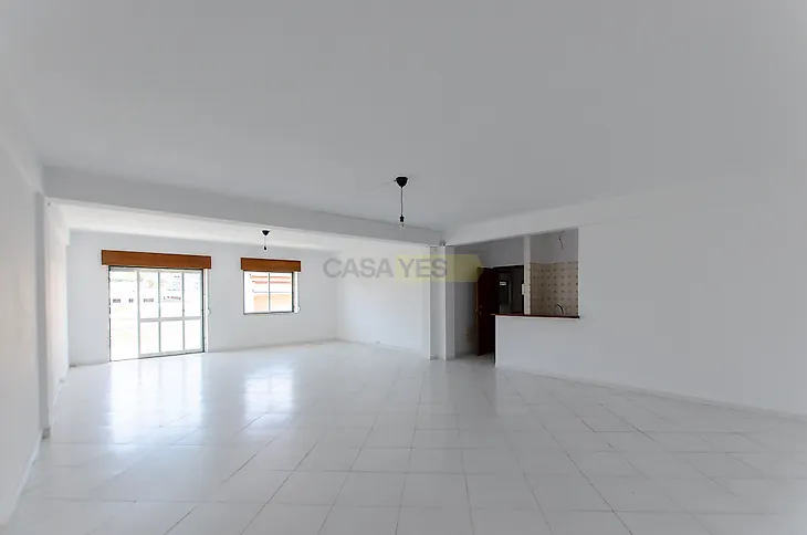 main-listing-picture-0
