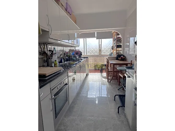 main-listing-picture-0