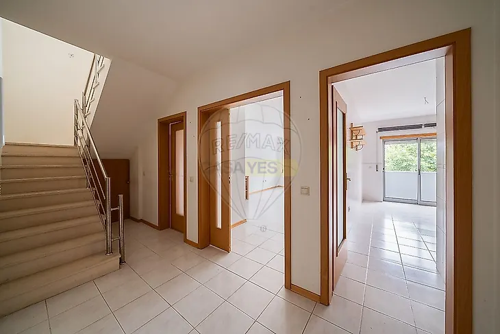 main-listing-picture-0