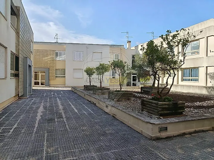main-listing-picture-0