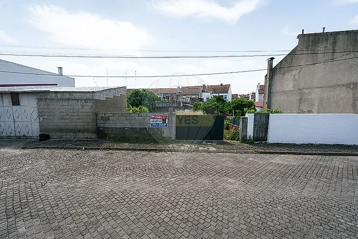 main-listing-picture-0