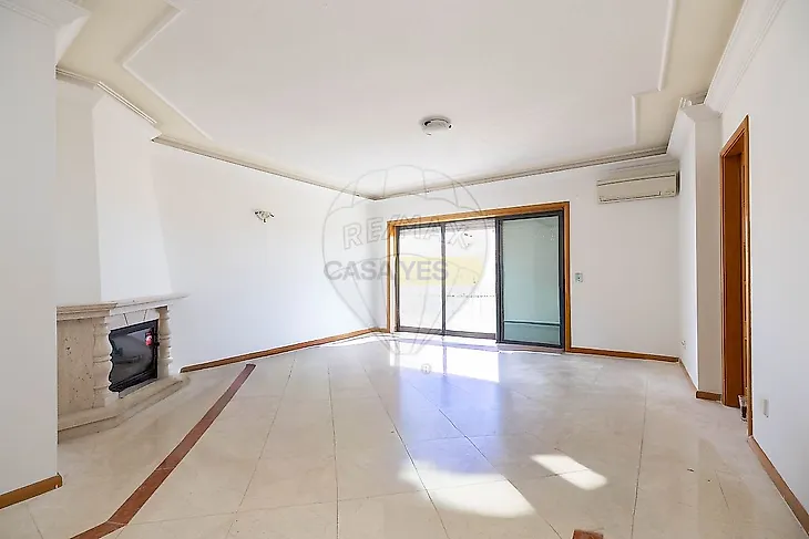 main-listing-picture-0