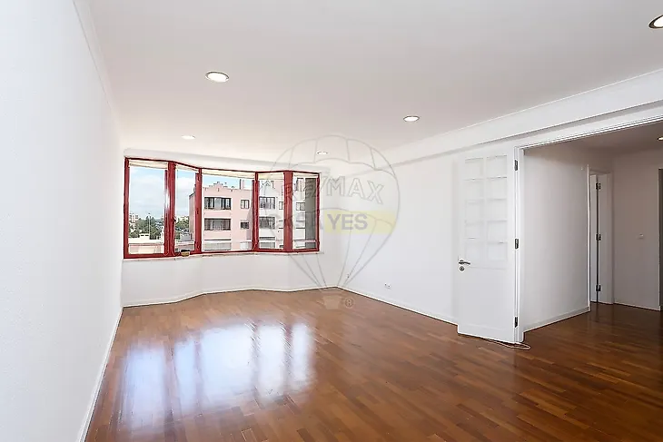 main-listing-picture-0