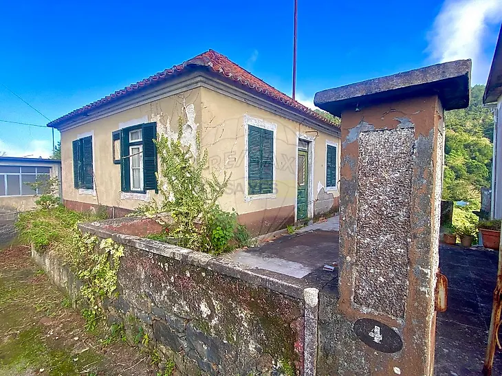 main-listing-picture-0