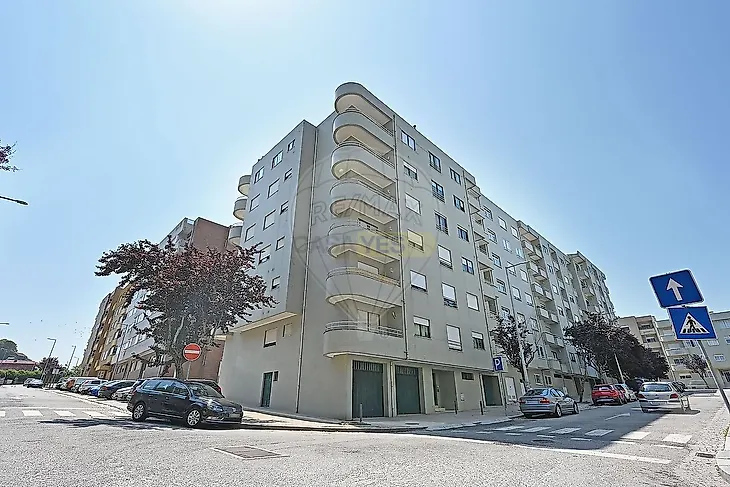 main-listing-picture-0