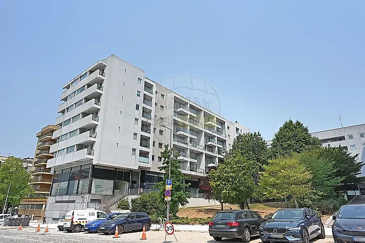 main-listing-picture-0