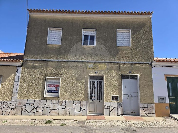 main-listing-picture-0