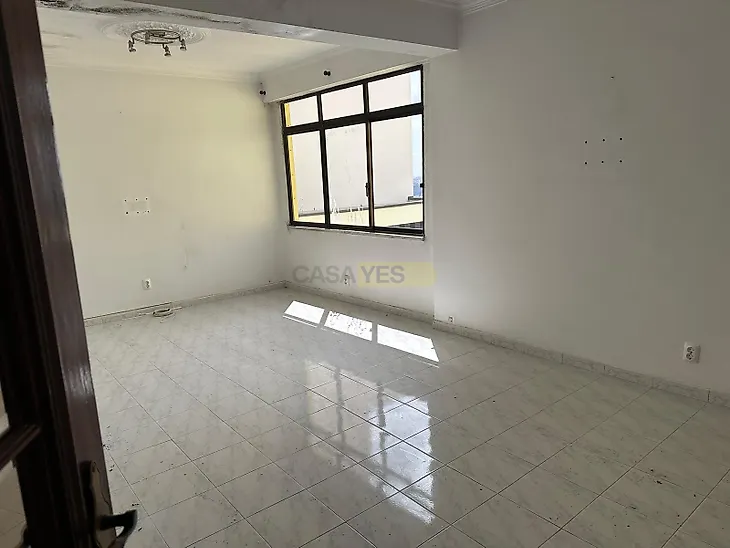 main-listing-picture-0