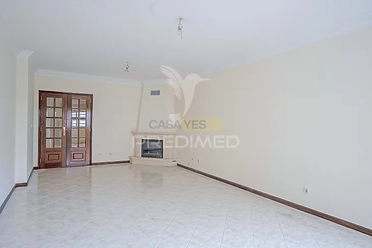 main-listing-picture-0