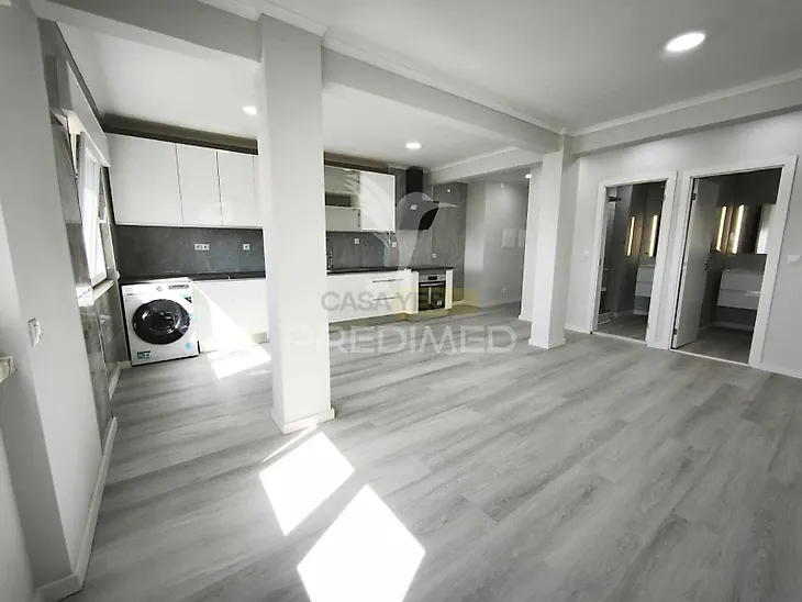 main-listing-picture-0