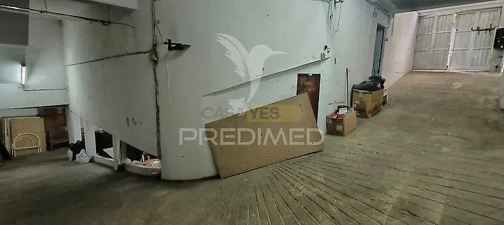 main-listing-picture-0