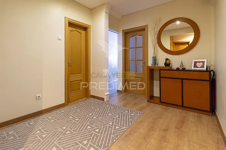 main-listing-picture-0
