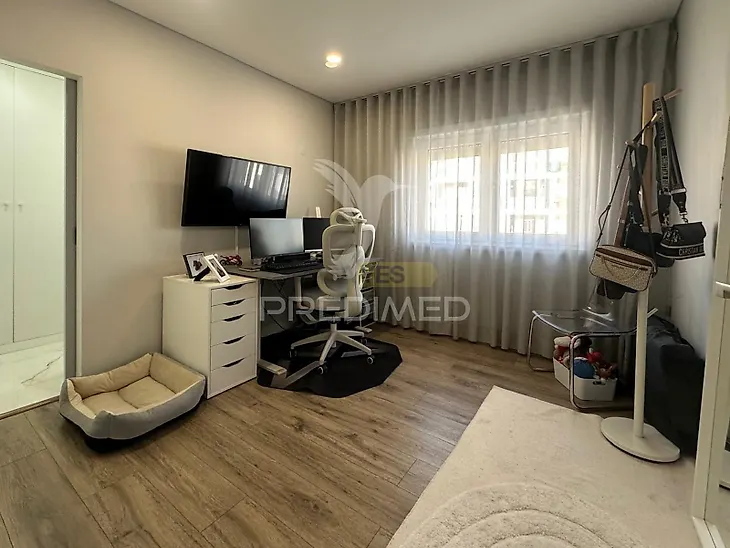 main-listing-picture-0