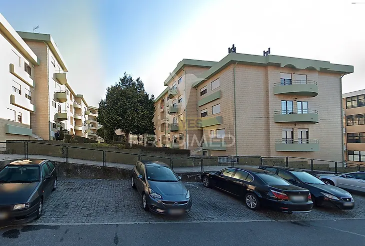 main-listing-picture-0