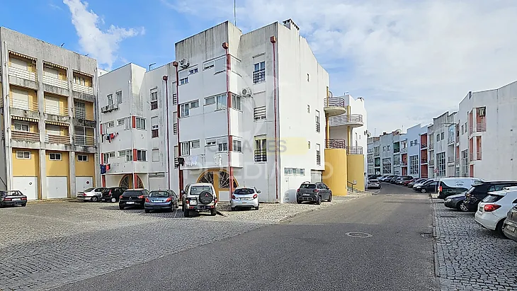 main-listing-picture-0
